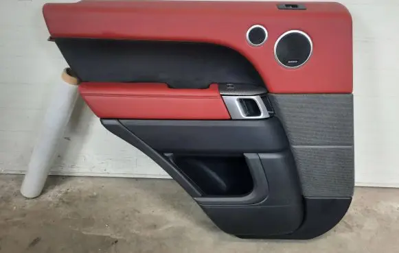 Land Rover Range Rover Sport L494 Coupe rear side trim panel 