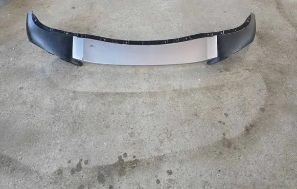BMW X5 G05 Front bumper lip 7425472