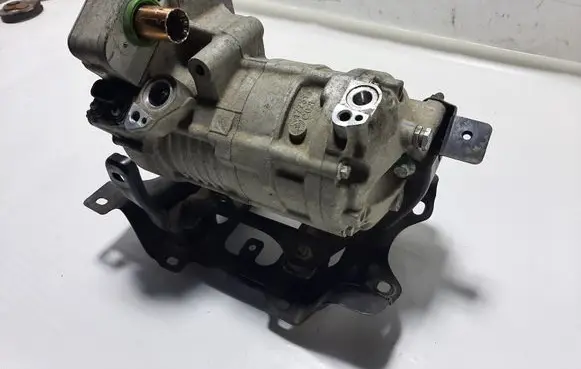 Air conditioning (A/C) compressor (pump)