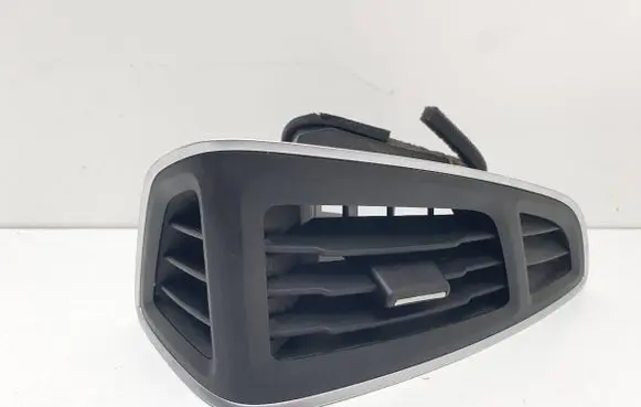 Ford Focus Dash center air vent grill