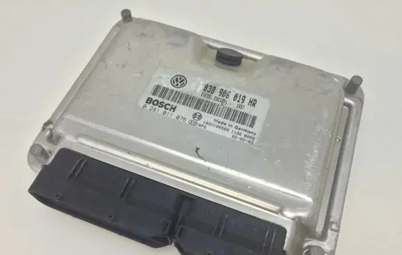 Volkswagen Polo Engine control unit/module 038906019HR