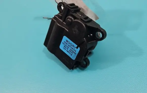 Hyundai i20 (GB IB) A/C air flow flap actuator/motor D332-JY9AA05 IMPRK1425383