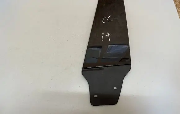 Front door glass trim molding