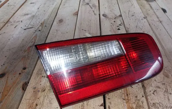 Renault Laguna II Tailgate rear/tail lights