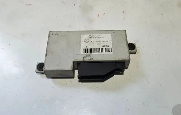 Mercedes-Benz E W211 Door control unit/module A2118207026
