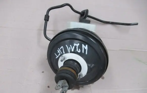 Mercedes-Benz E W211 Brake booster a2114300930