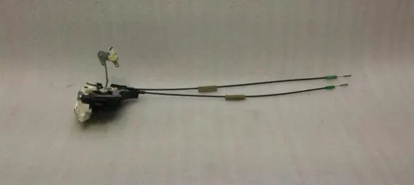 Mitsubishi Lancer X Front door lock 5715A675