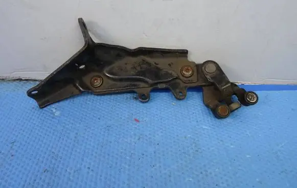 Fiat Doblo Sliding door lower roller guide/hinge 51842451