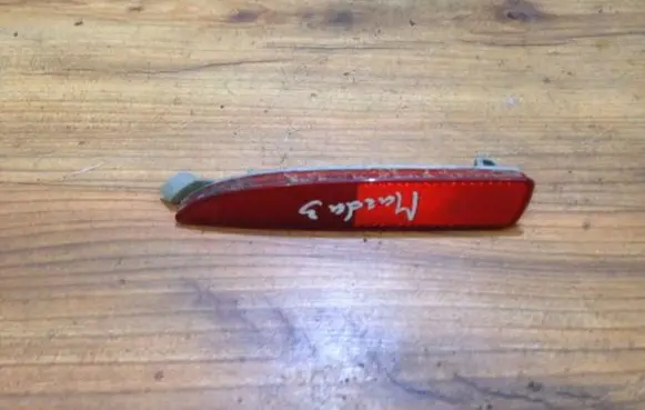 Mazda 3 I Rear tail light reflector