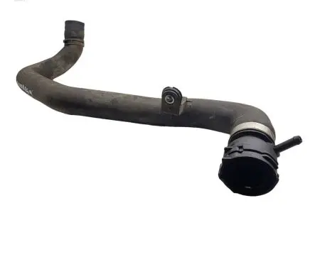 Volkswagen Touareg II Engine coolant pipe/hose 7P6122101K 128076