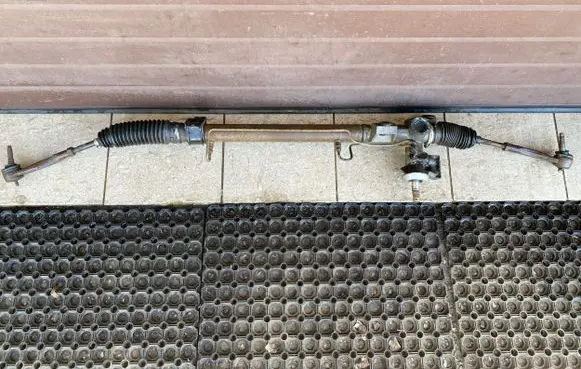 Chrysler Sebring (ST-22 - JR) Steering rack P04764403AD