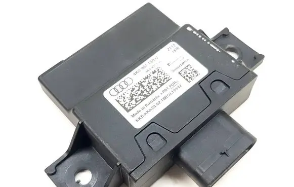 Audi A6 S6 C4 4A HiFi Audio sound control unit 4K0907159C