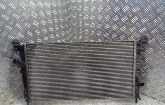 Ford Focus Radiator set 