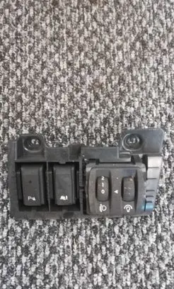 Renault Trafic III (X82) Headlight level height control switch 1406083X