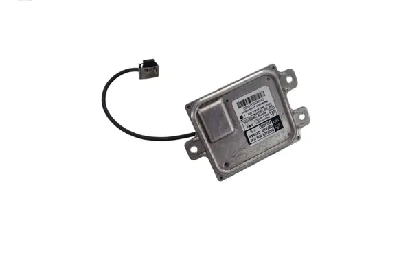 Dodge Challenger Headlight ballast module Xenon CHVA53G10963