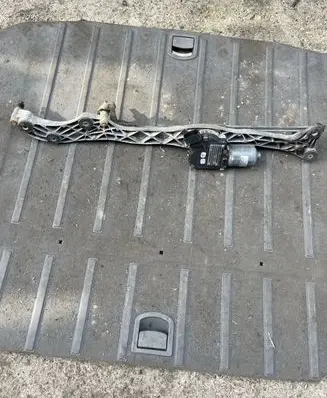 BMW 7 E65 E66 Front wiper linkage and motor 3397020774