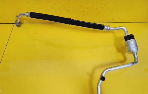 Renault Kangoo I Air conditioning (A/C) pipe/hose 7700428857