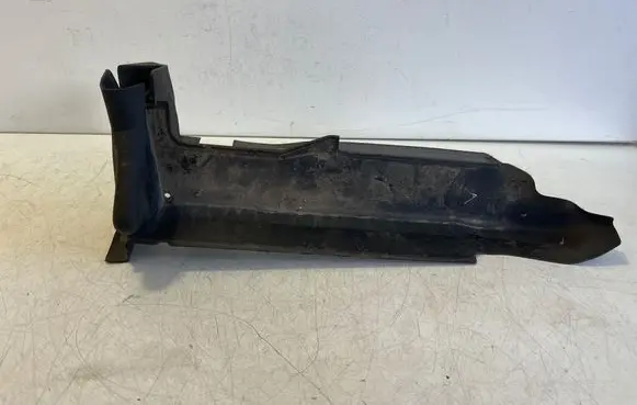 Audi Q2 - Fender end trim 81A821169