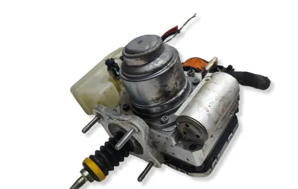 Alfa Romeo Giulia Master brake cylinder 0010531824405121 09642844 10062734981