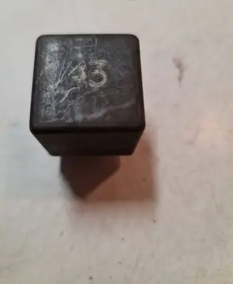 Volkswagen PASSAT B3 Other relay 191919376 5WK1740 NF12