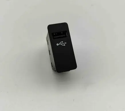 BMW X2 F39 USB socket connector 6820397