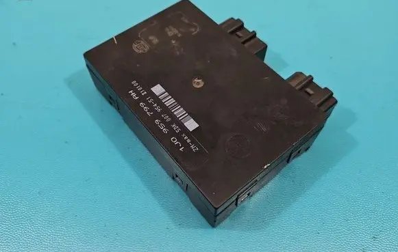 Volkswagen Golf IV Central body control module 1J0959799AH IMPRK1377240