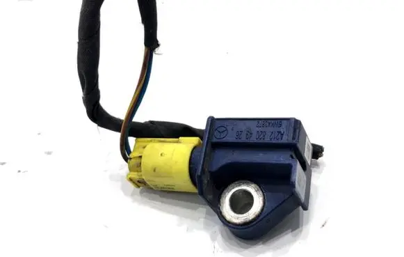 Mercedes-Benz E W212 Airbag deployment crash/impact sensor A2128204926