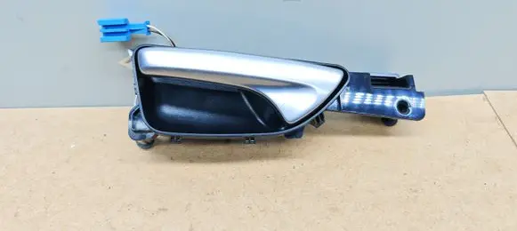 Mercedes-Benz ML W166 Rear door interior handle A1667600561