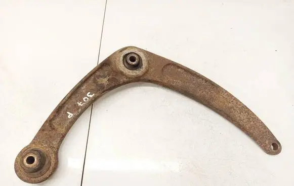 Peugeot 307 Front lower control arm/wishbone 