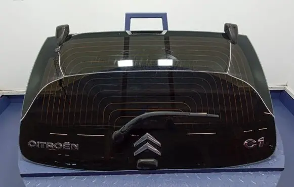 Audi 100 C1 Tailgate/trunk/boot lid 