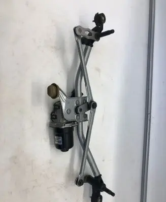 Opel Mokka B Front wiper linkage and motor 9824784980