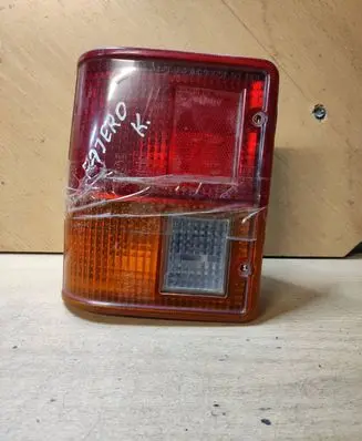Mitsubishi Pajero Rear/tail lights 0436772L