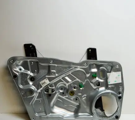 Volkswagen Tiguan Front door electric window regulator 5N0837461 5N1837729A