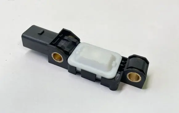 Audi A8 S8 D3 4E Airbag deployment crash/impact sensor 4B0959643E 101189231104
