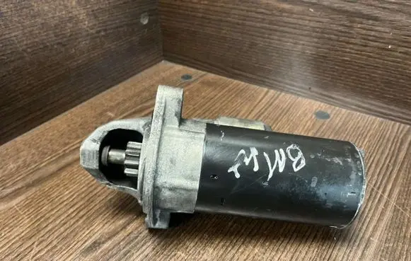 BMW 5 E60 E61 Starter motor 000115046