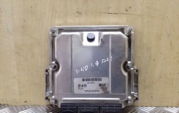 Volvo S40, V40 Engine control unit/module 30630048 0281010441 8200126494