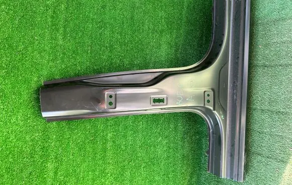 Audi A6 S6 C8 4K Pillar (middle) 