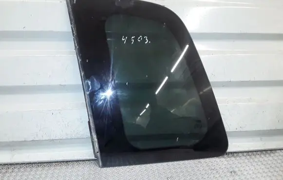 Ford Fusion Rear side window 
