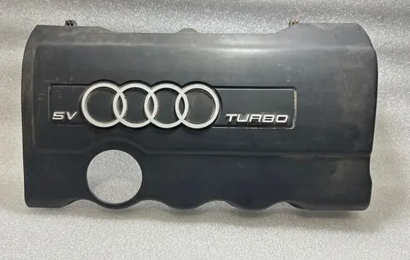 Audi A4 S4 B5 8D Engine cover (trim) 058103724B
