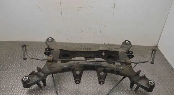 BMW 4 F36 Gran coupe Rear subframe 6853474 6863150
