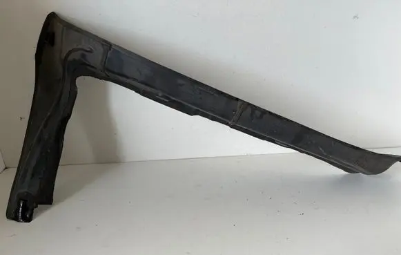 Audi A5 8T 8F Front mudguard 8T0821111