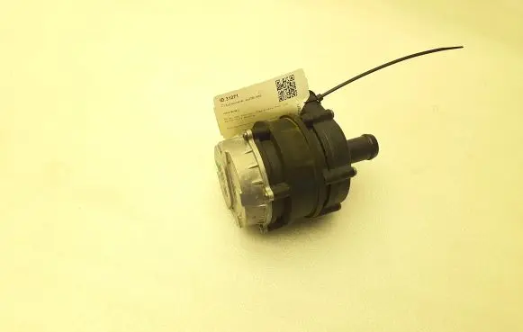 Volvo XC40 Electric auxiliary coolant/water pump 32257969 P32257969