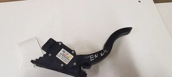 Hyundai Santa Fe Accelerator throttle pedal BCV0378A2B900 327262B900