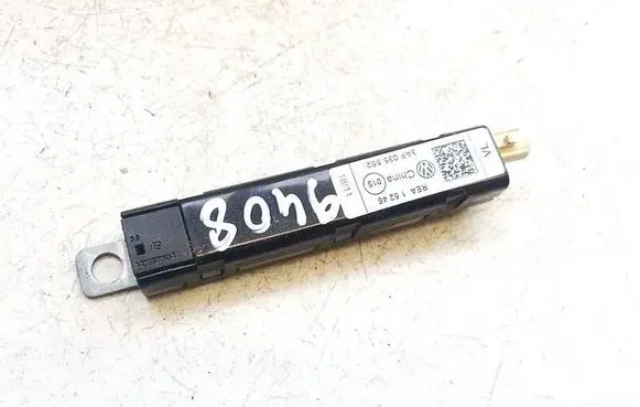 Antenna control unit