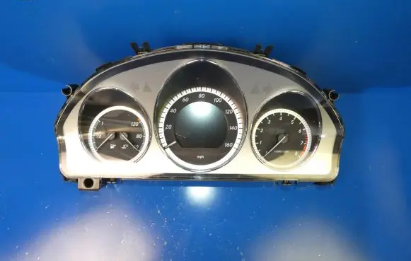 Mercedes-Benz C AMG W204 Speedometer (instrument cluster) A2049001505 A2049022702 A2049013800