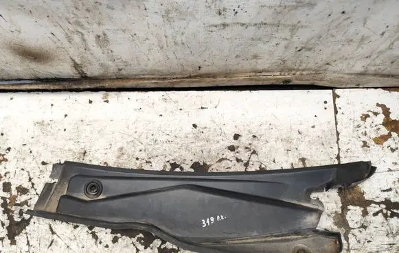 Cadillac CTS Wiper trim 184695047 25750665