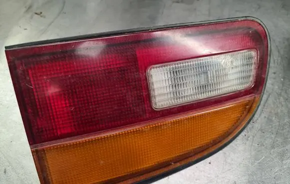 Volkswagen PASSAT B5 Tailgate rear/tail lights 22687009