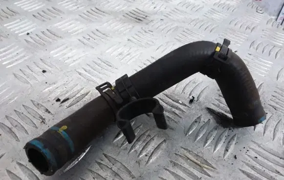Mercedes-Benz Sprinter W906 Engine coolant pipe/hose A651201382