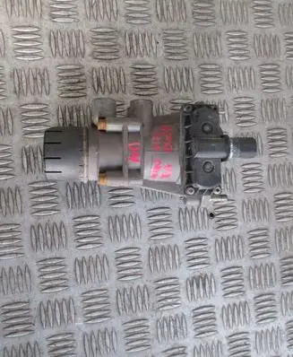 Man TGE 1gen Master brake cylinder 81521306298