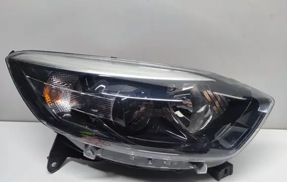 Renault Captur Headlight/headlamp 260106334R